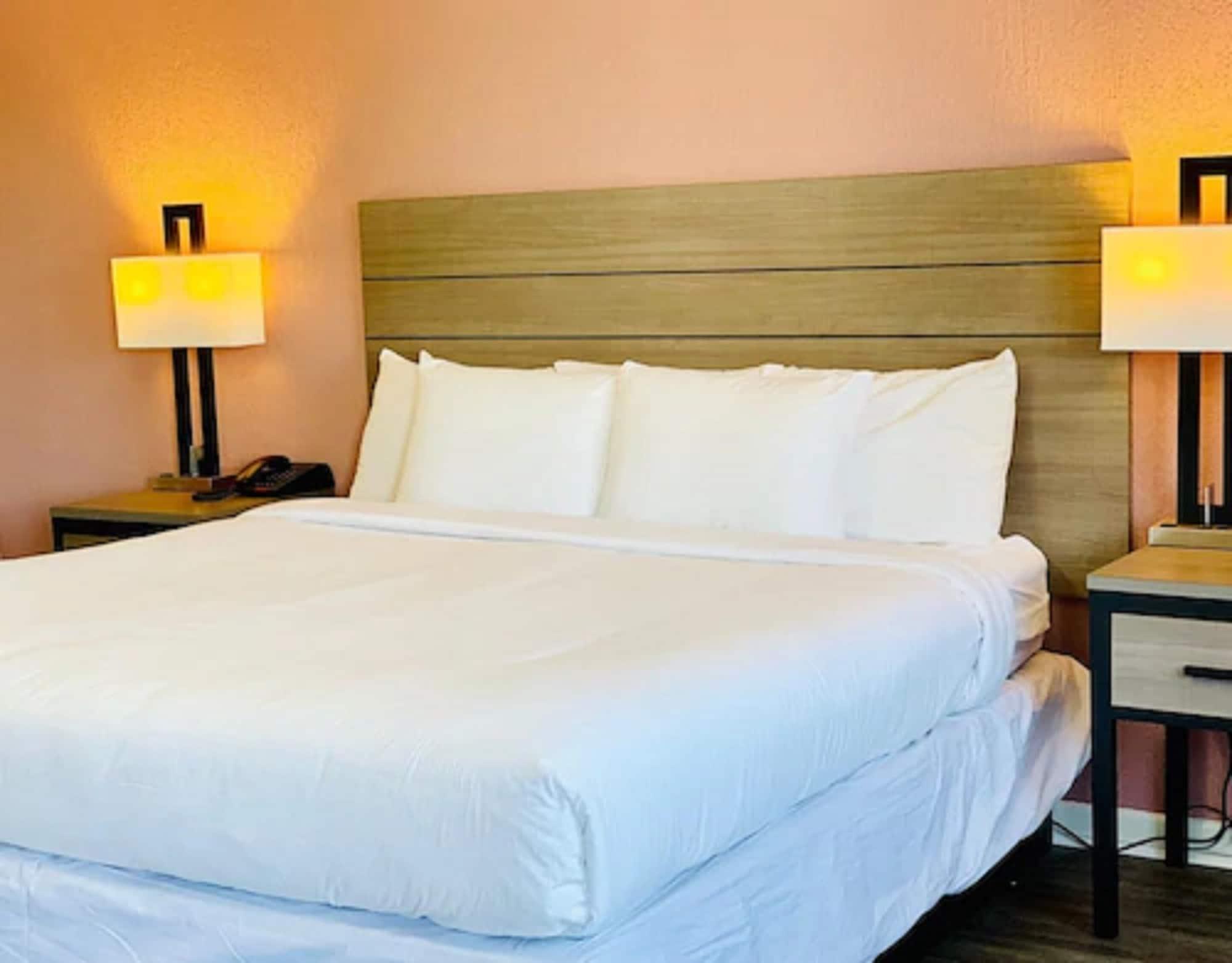 Econo Lodge Inn & Suites アビリーン エクステリア 写真