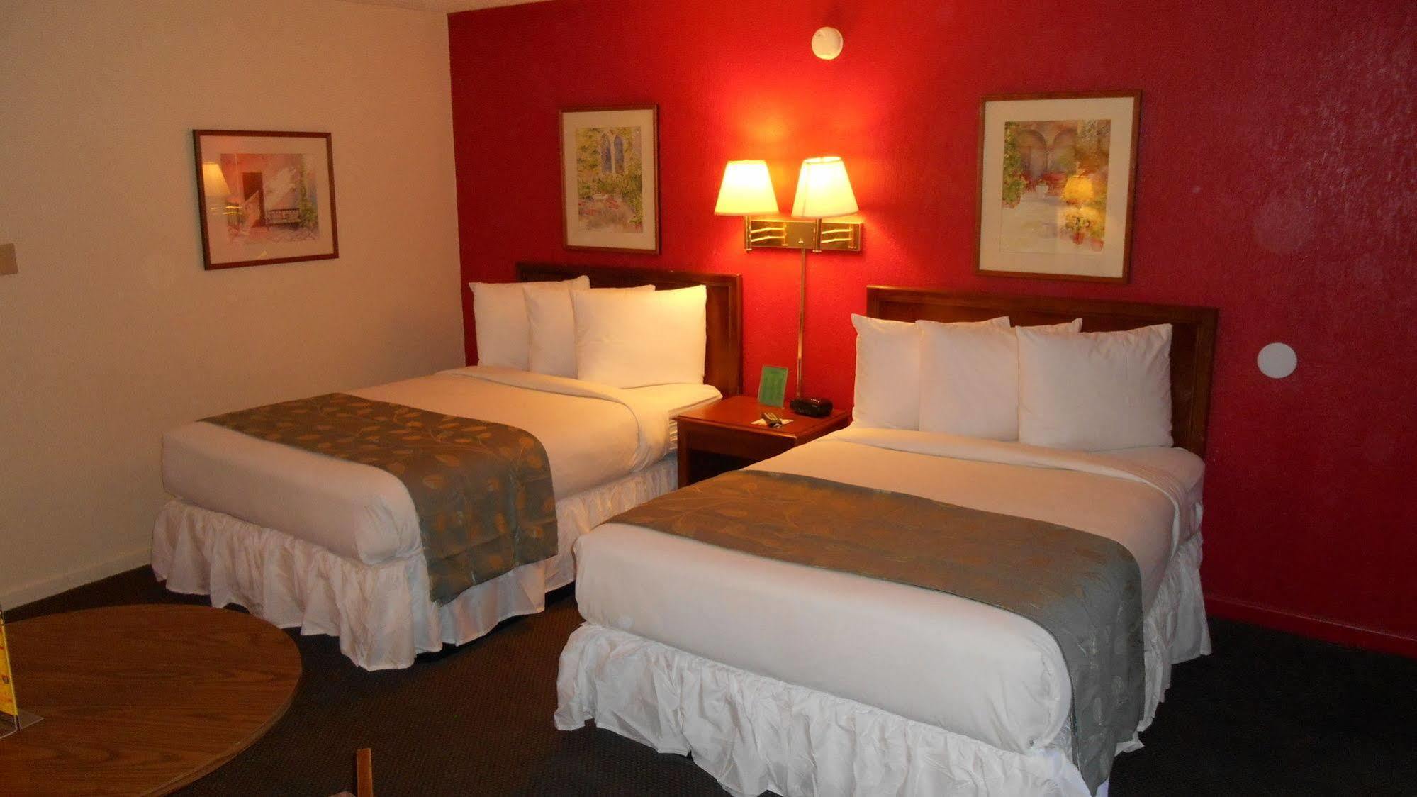 Econo Lodge Inn & Suites アビリーン エクステリア 写真
